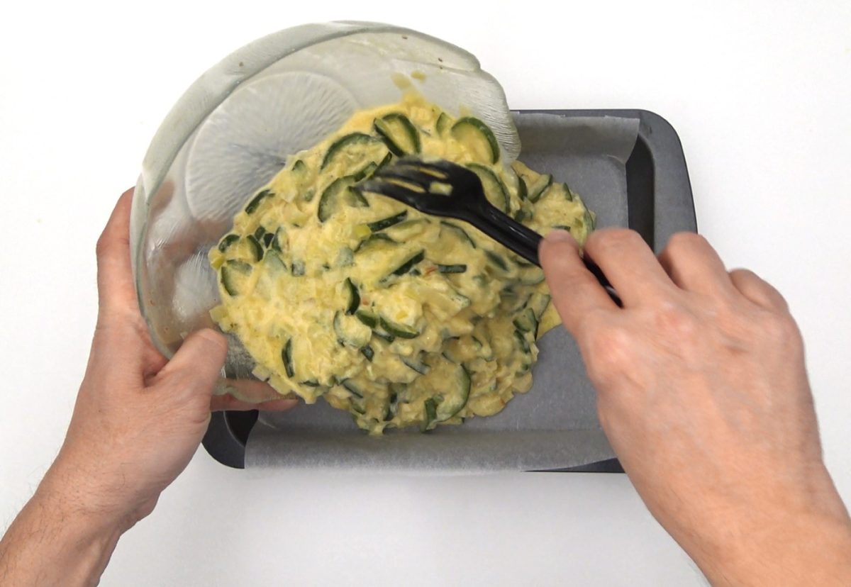 Pastel de calabacín al horno. Una receta fácil y saludable