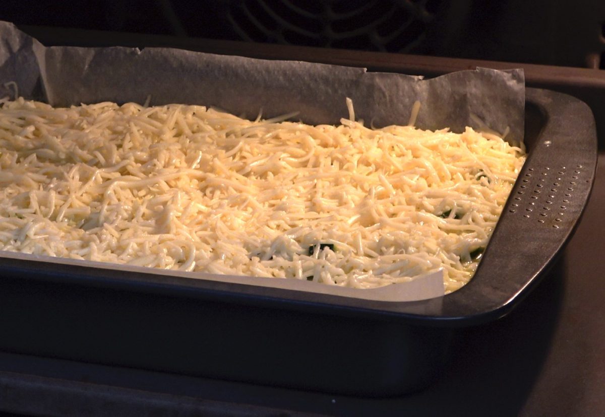 Pastel de calabacín al horno. Una receta fácil y saludable