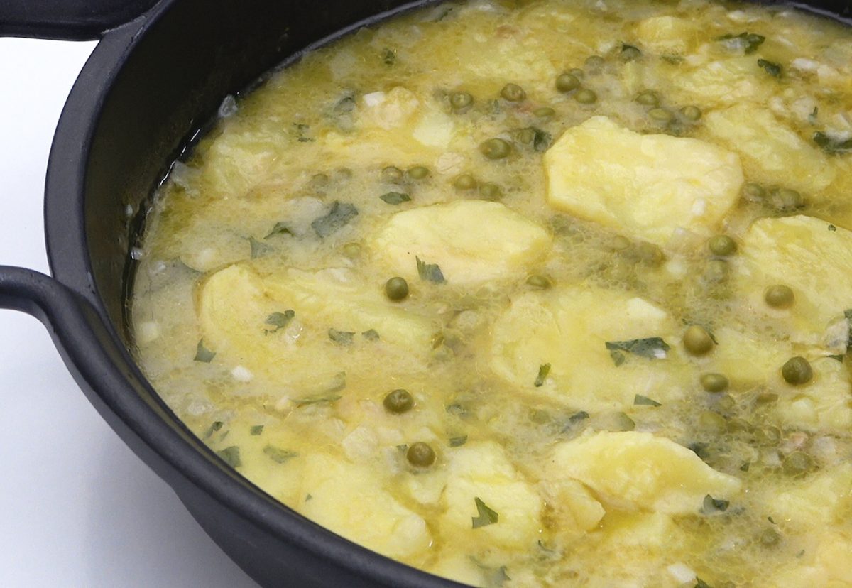Patatas en salsa verde. Un plato rápido y sencillo de Cantabria
