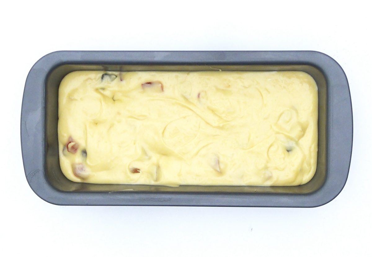 Plum cake. Bizcocho tradicional y versión navideña