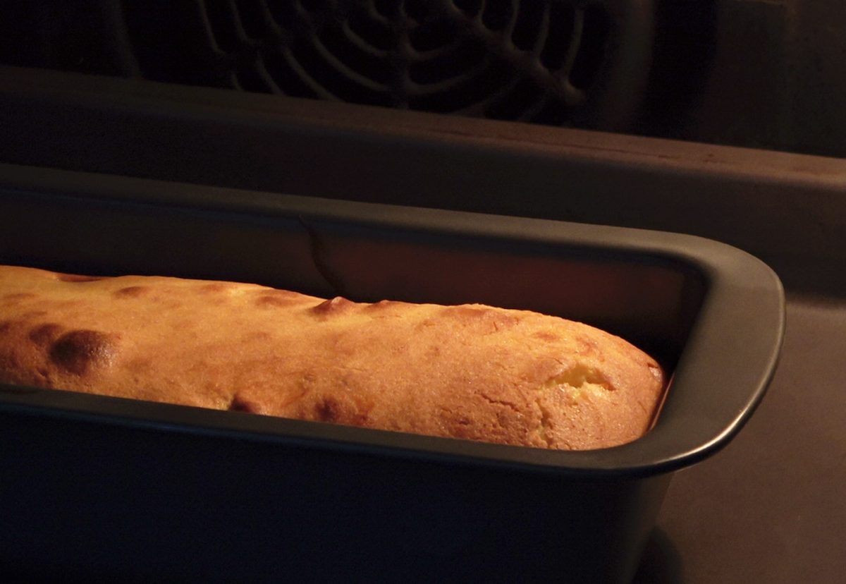 Plum cake. Bizcocho tradicional y versión navideña