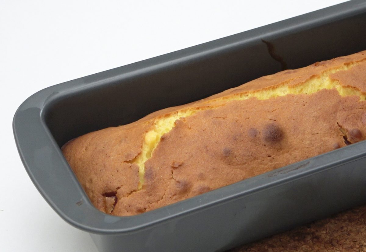 Plum cake. Bizcocho tradicional y versión navideña