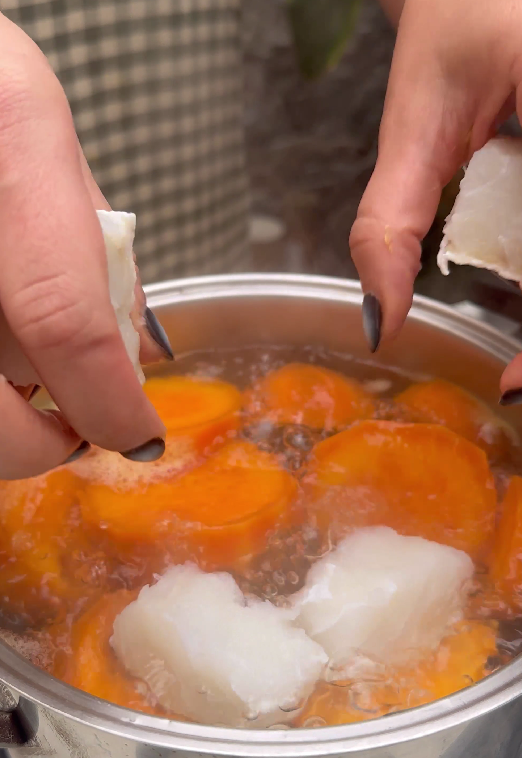 Sancocho canario con bacalao paso a paso: tradición en tu mesa