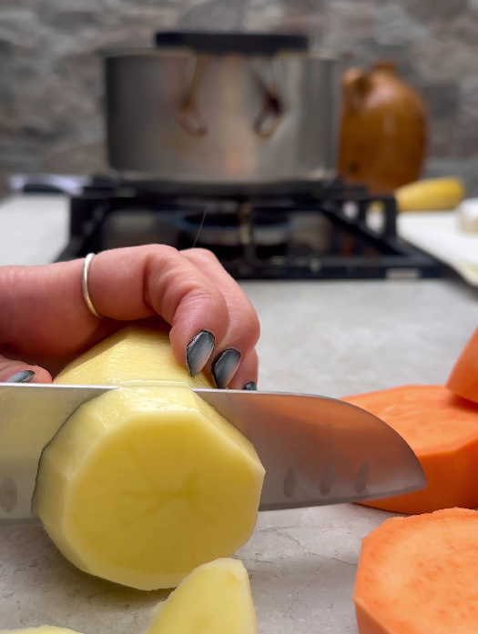 Sancocho canario con bacalao paso a paso: tradición en tu mesa