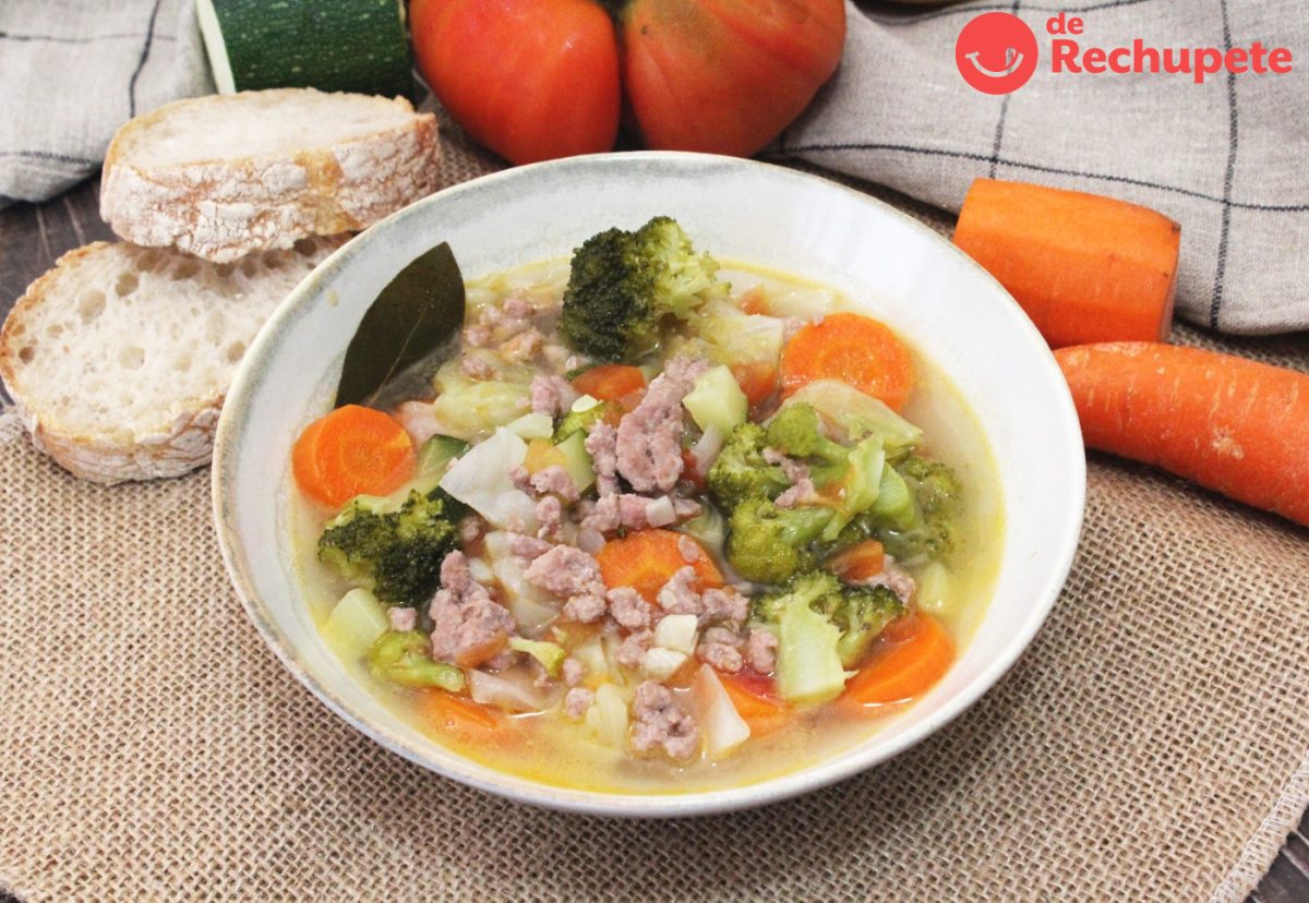 Sopa de verduras y carne picada paso a paso