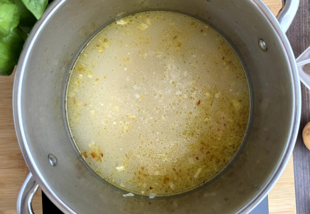 Sopa minestrone con mafalda corta. Un clásico de la cocina italiana