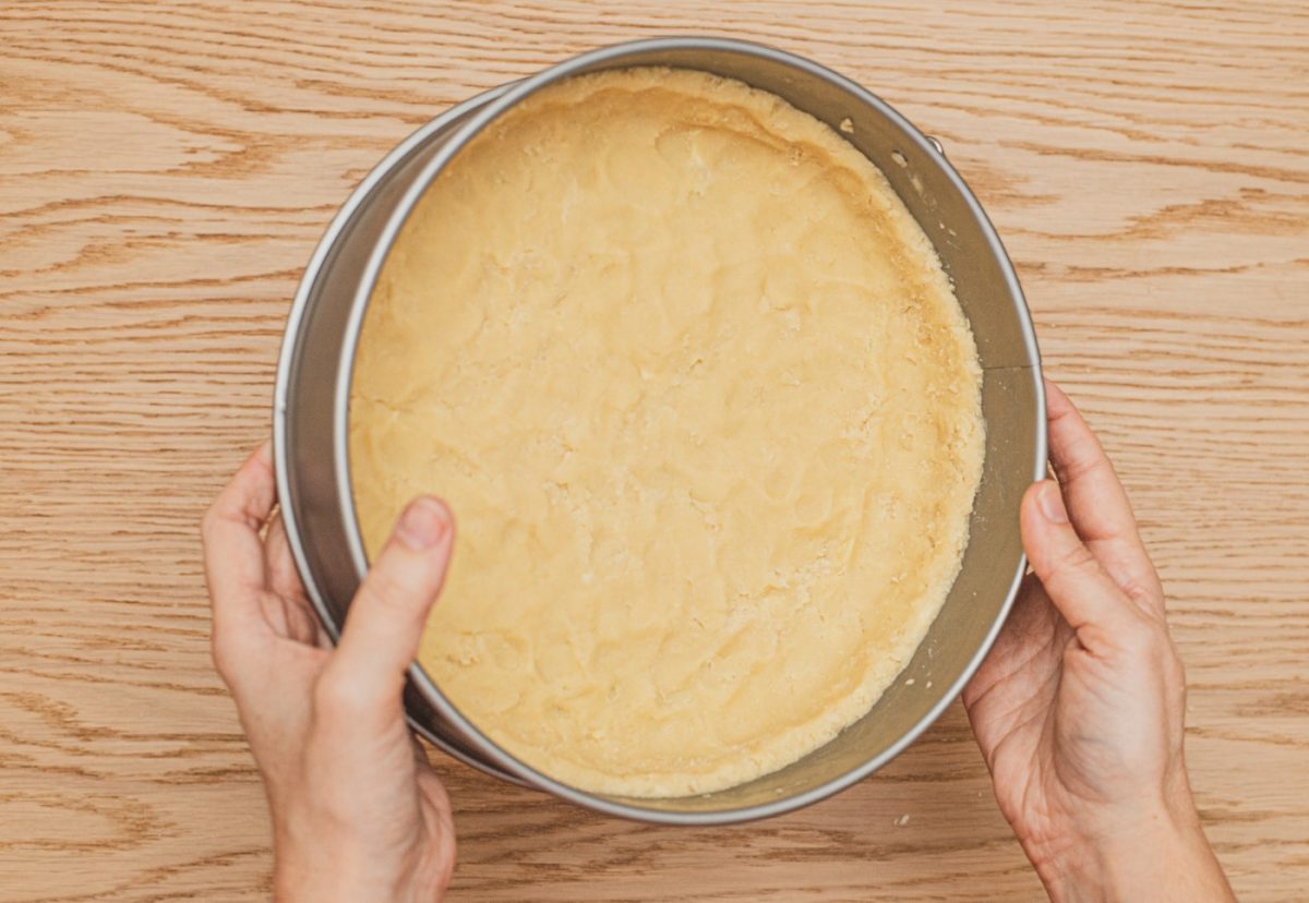 Tarta de manzana, queso y almendras paso a paso