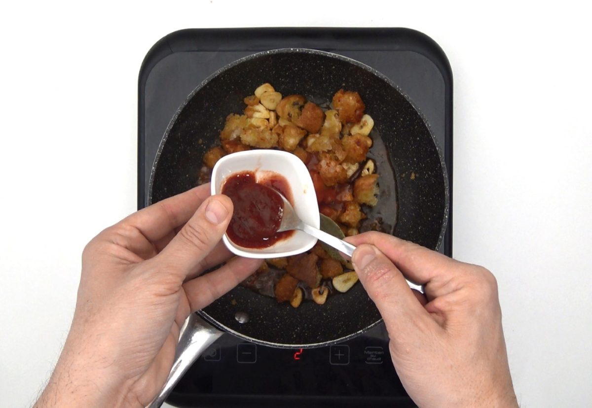 Zurrukutuna. Sopa vasca de ajo y bacalao