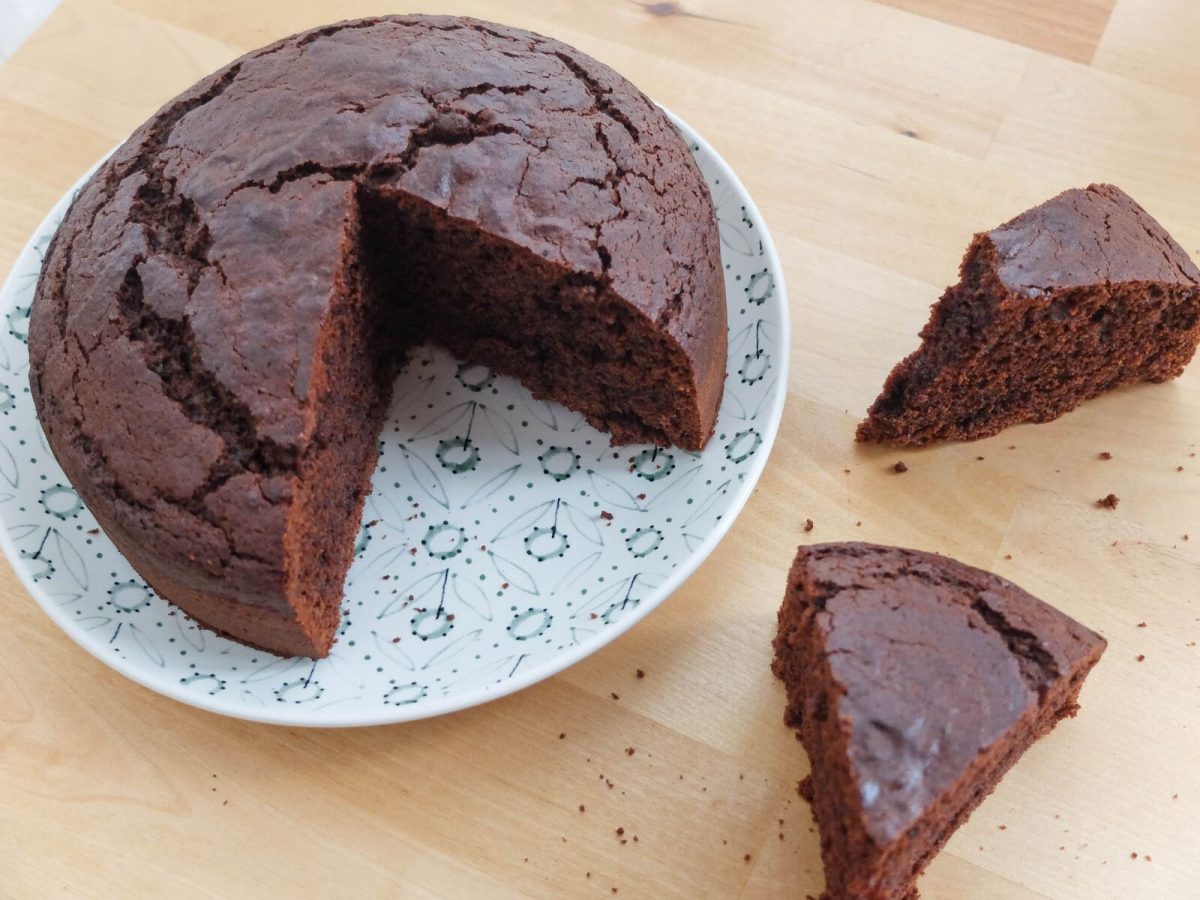 bizcocho de chocolate esponjoso paso 16