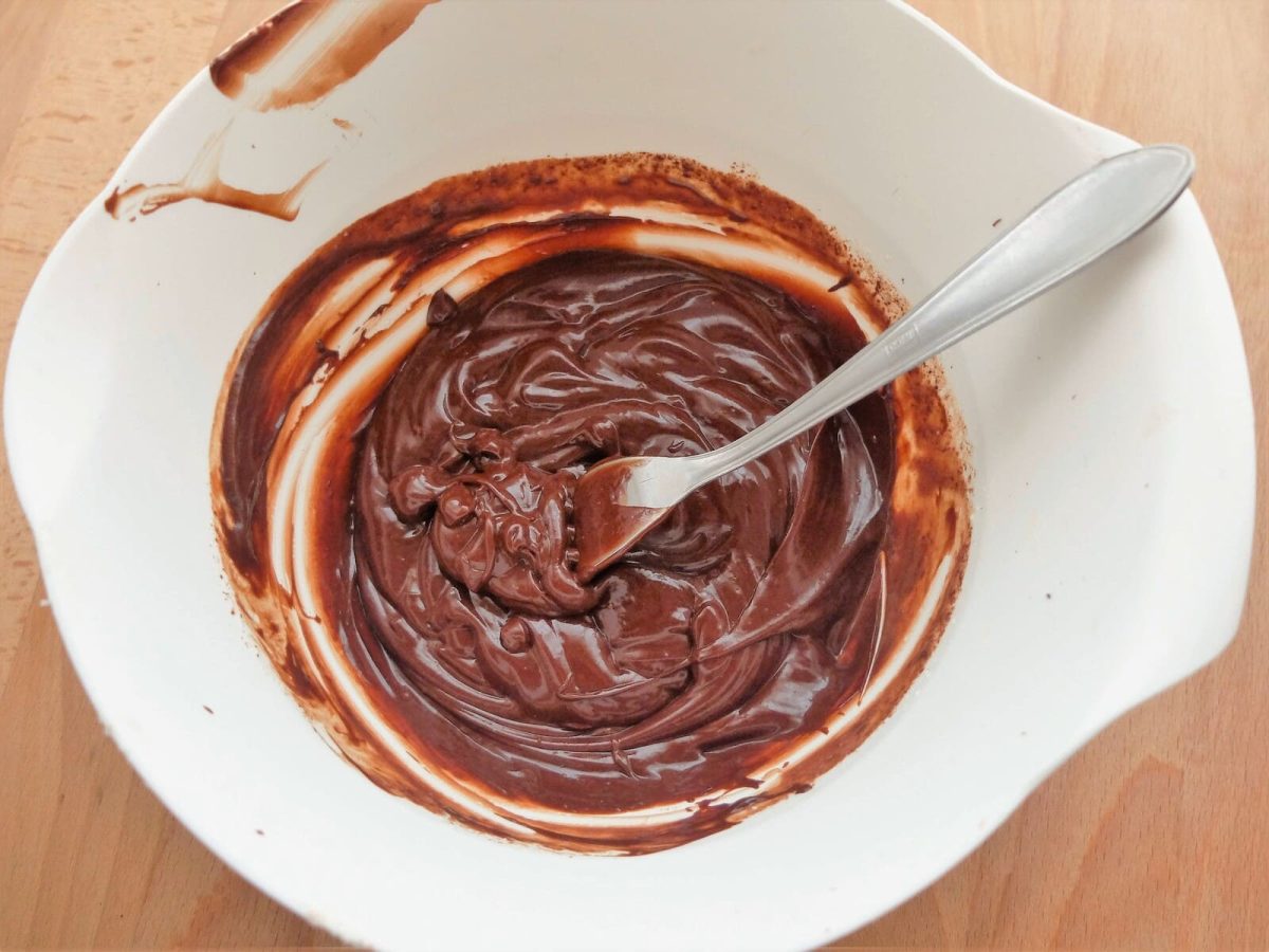 chocolate cheesecake paso 15