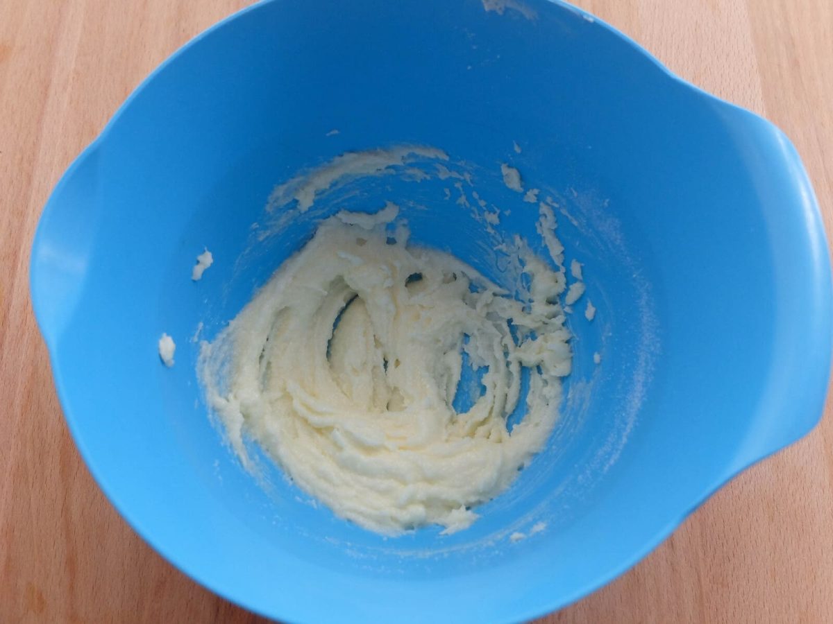 galletas de jengibre esqueletos paso 3
