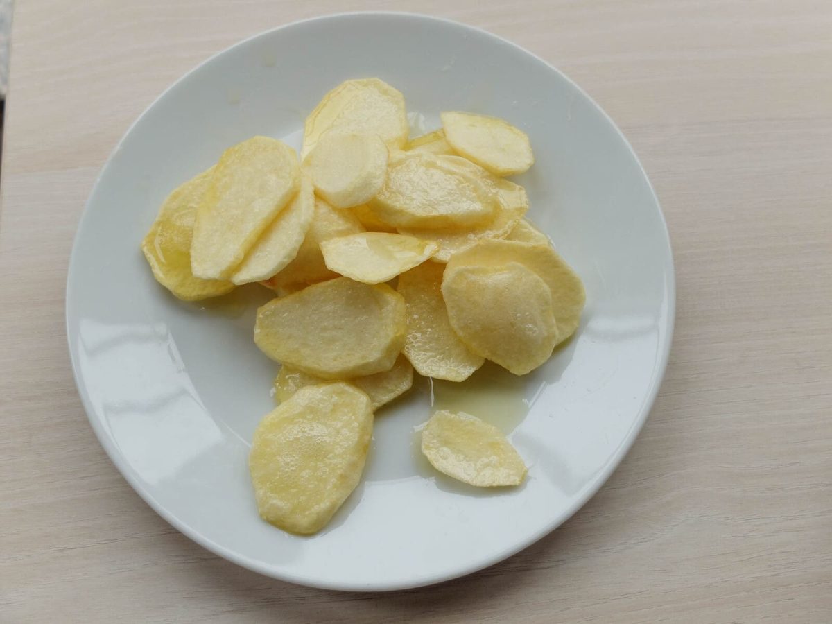 huevos rotos con chistorra paso 4