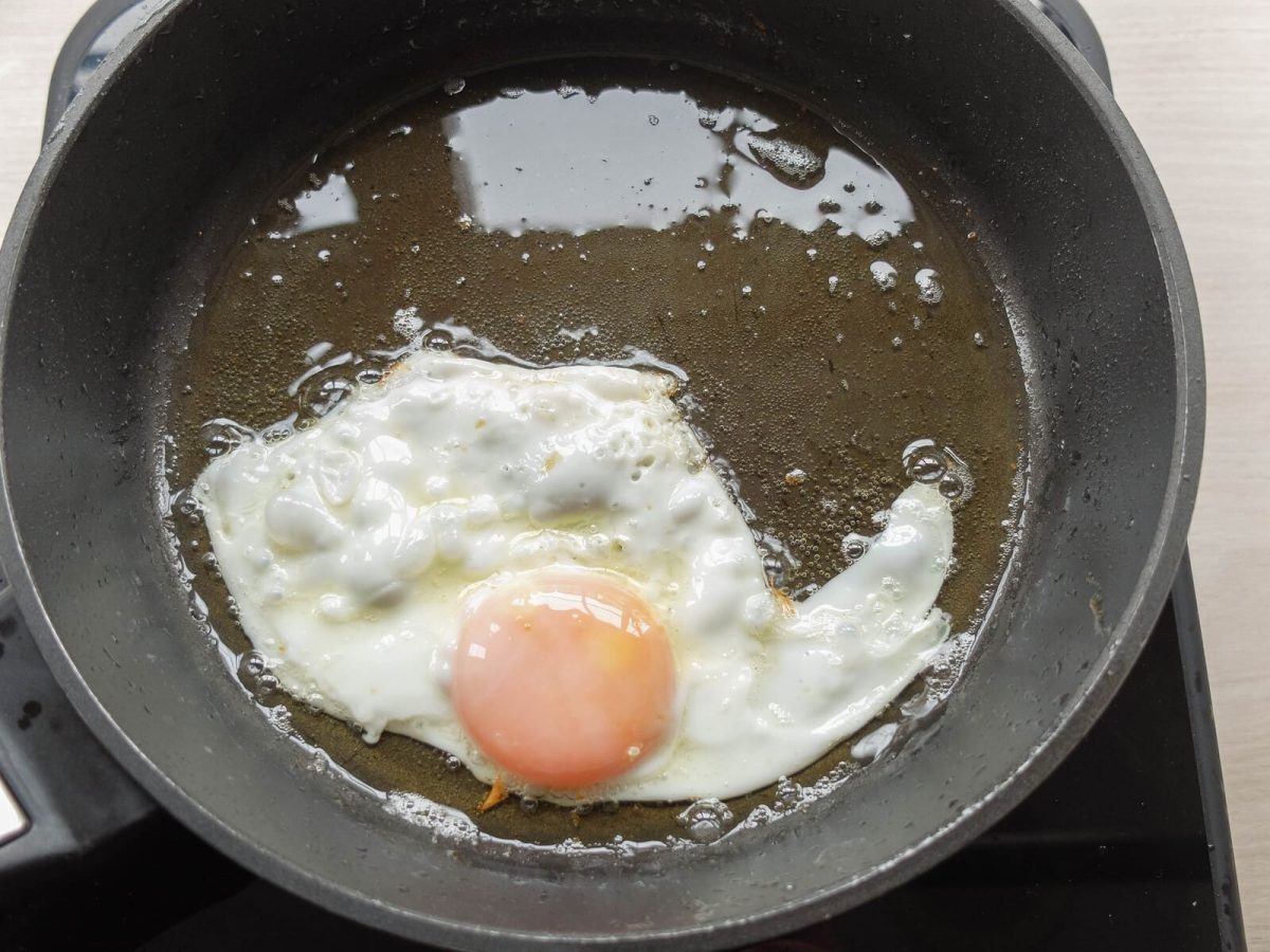 huevos rotos con chistorra paso 9