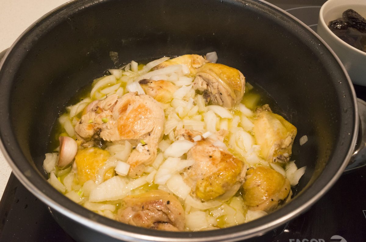 pollo a la catalana paso 7