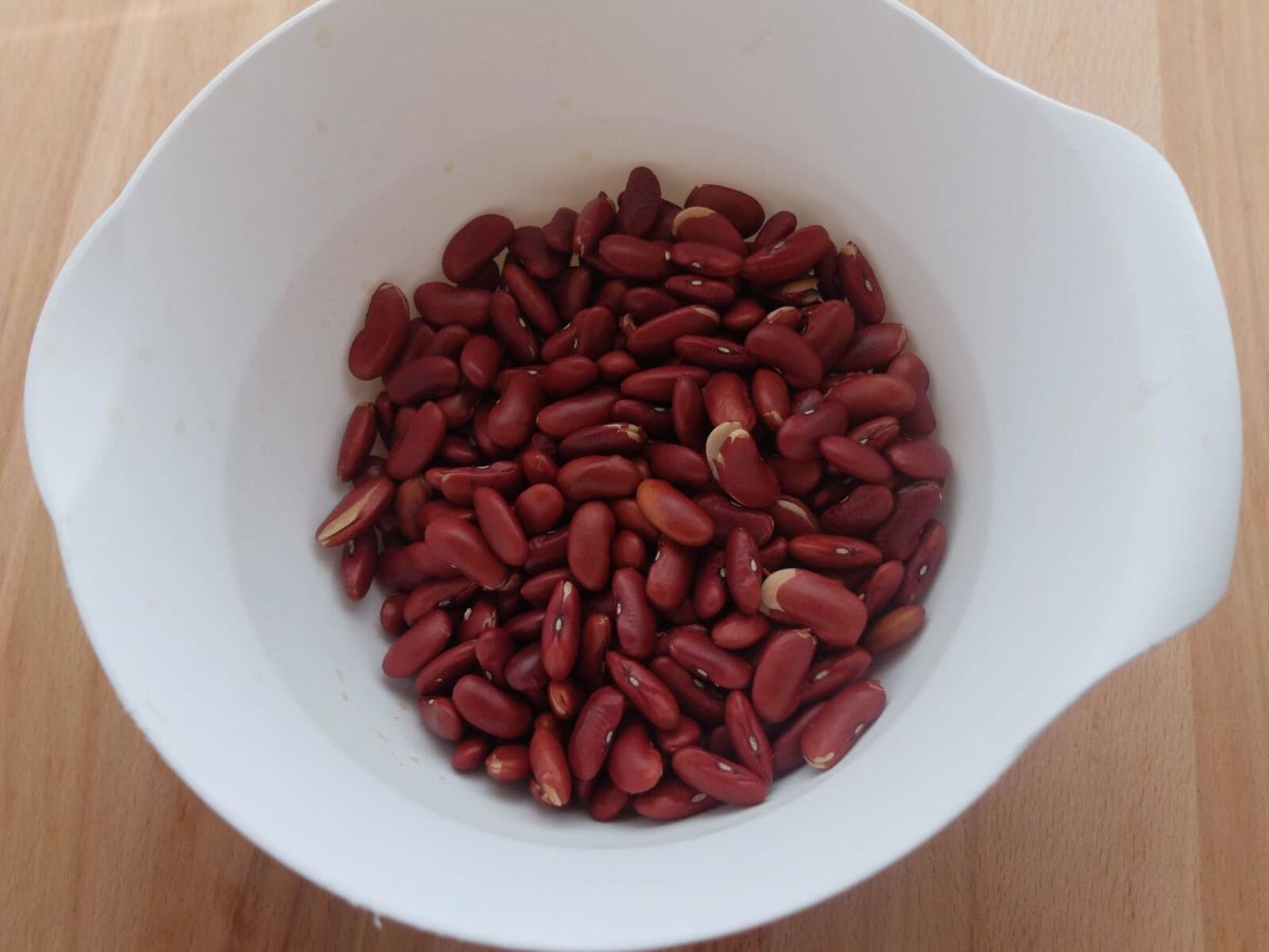 potaje de alubias pintas paso 3