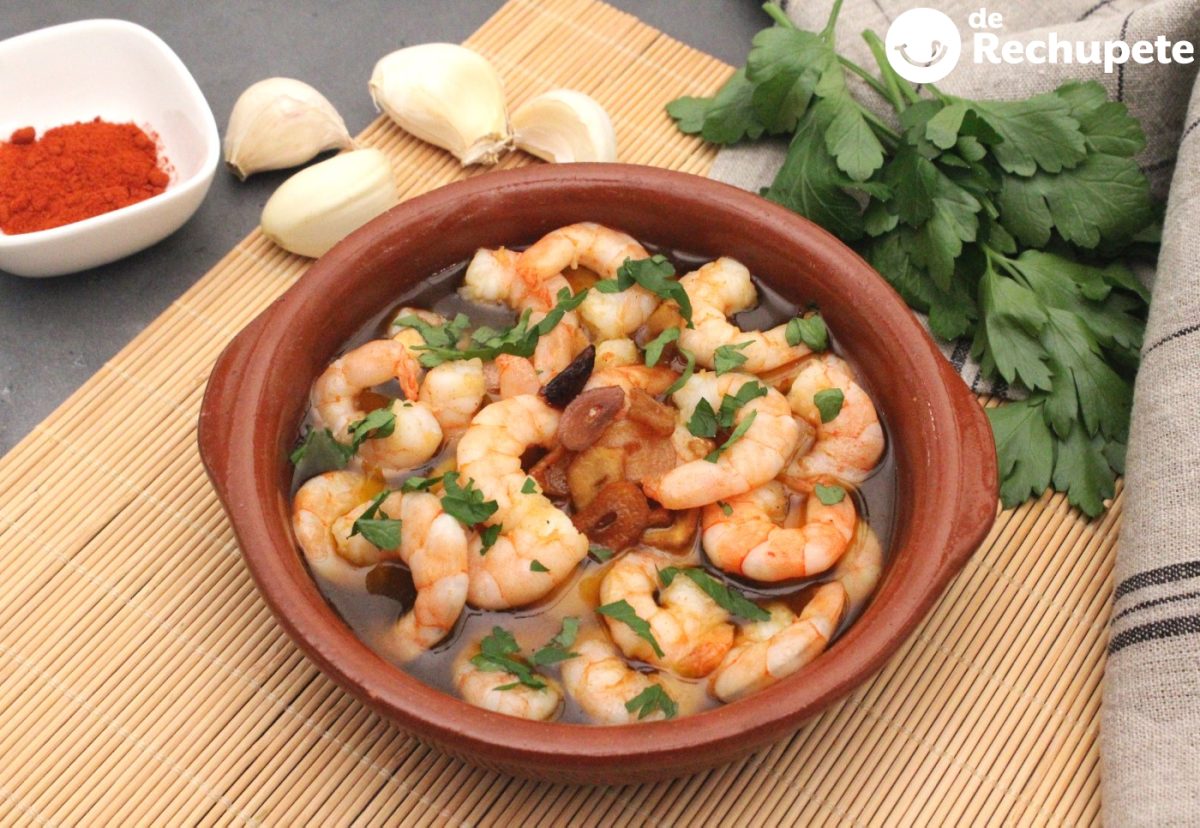 Gambas al pil pil. Receta tradicional con un toque picante
