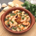 Gambas al pil pil. Receta tradicional con un toque picante