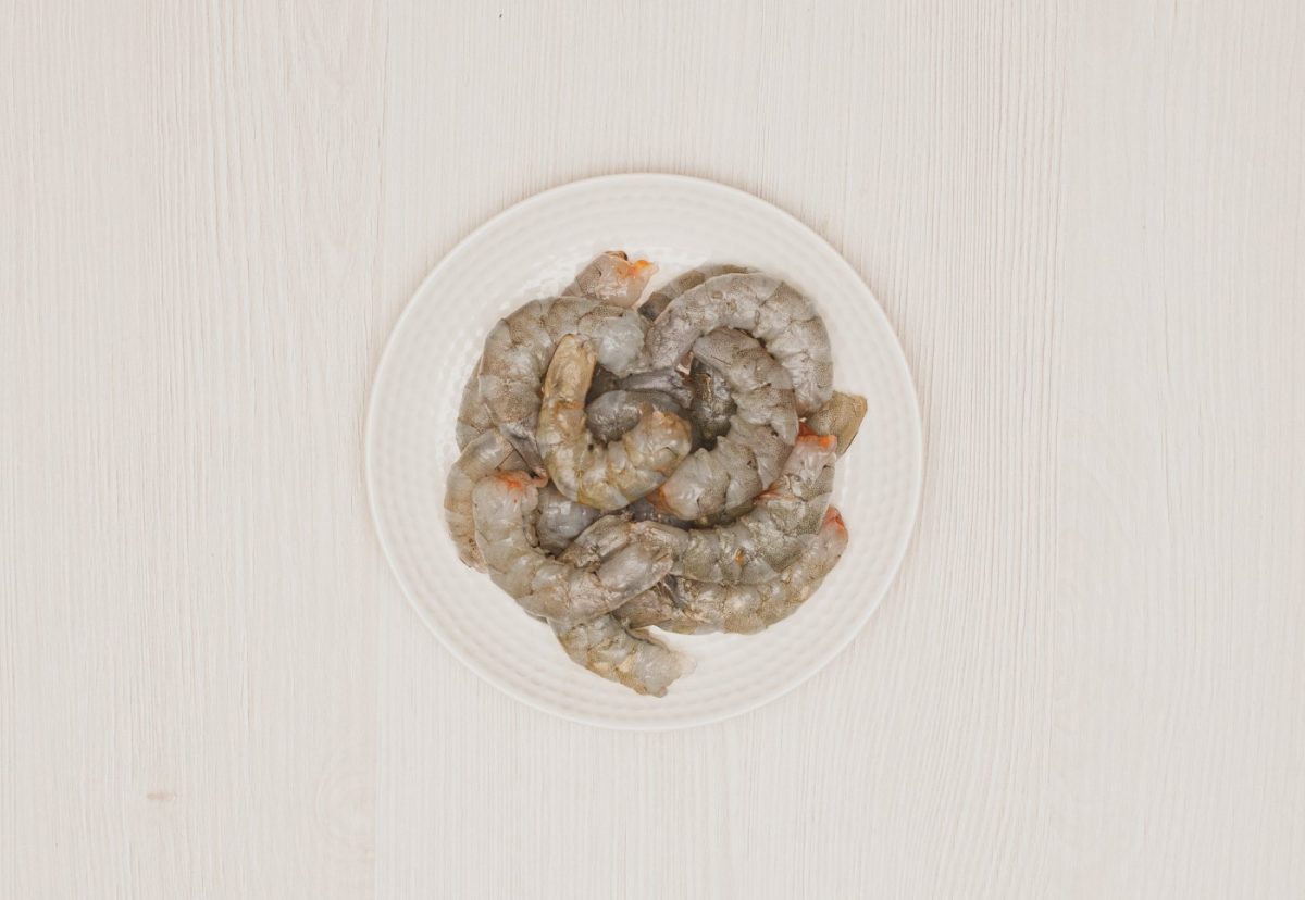 Merluza a la sidra con almejas. Un plato tradicional lleno de sabor
