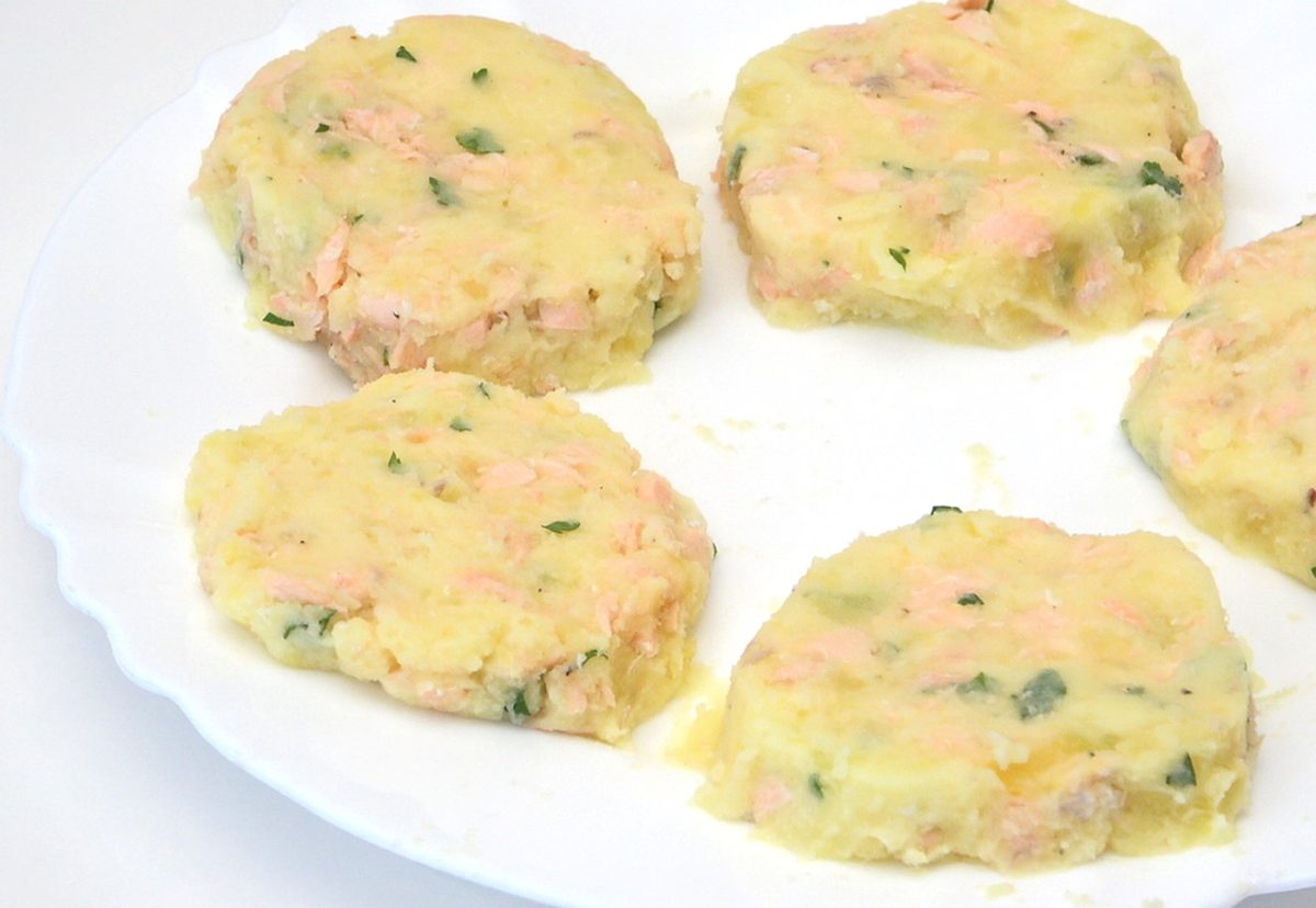 Pasteles de salmón. El aperitivo perfecto para sorprender
