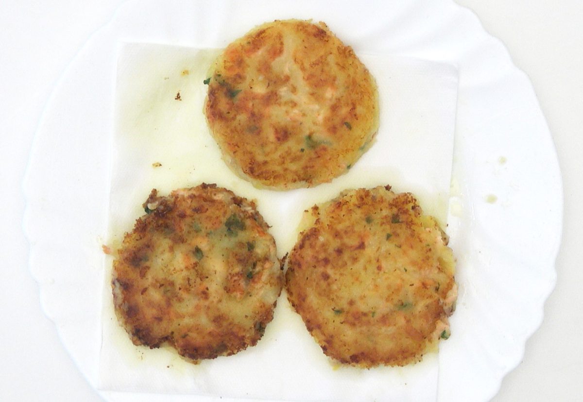 Pasteles de salmón. El aperitivo perfecto para sorprender