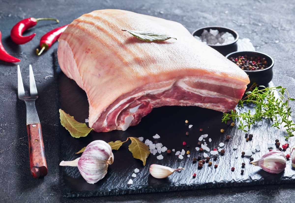 Porchetta. Asado de panceta tradicional de Italia