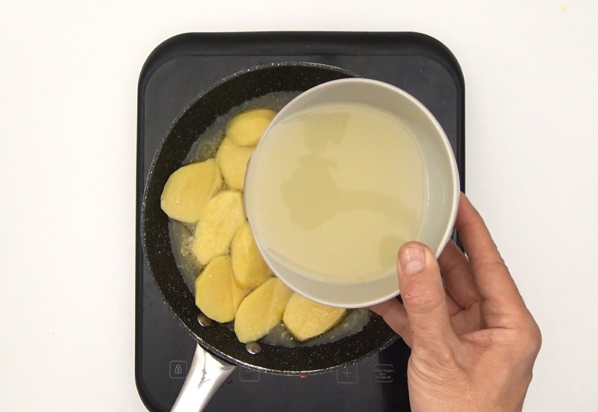 Rape rebozado con patatas a la sidra