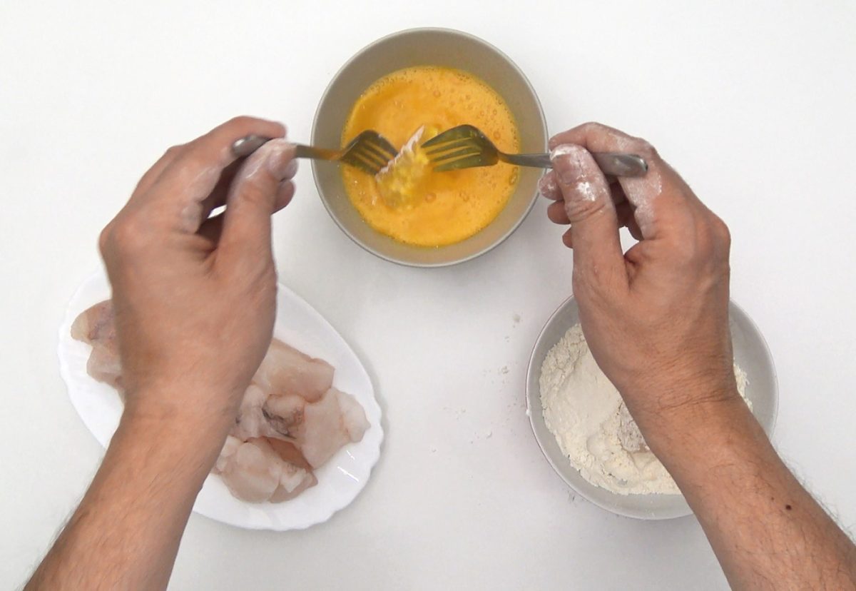 Rape rebozado con patatas a la sidra