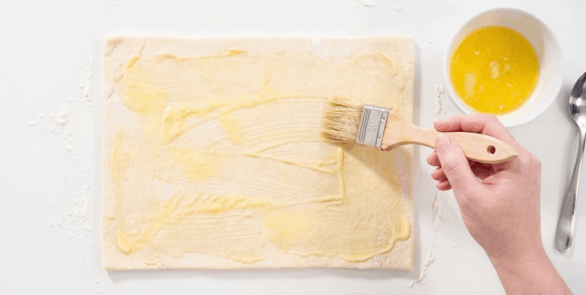 Rollitos de canela exprés con hojaldre. Receta fácil para un capricho rápido