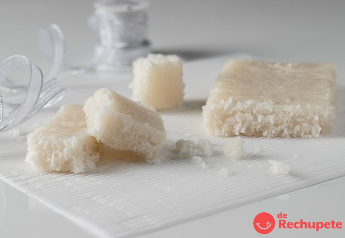 Turrón de coco casero. Receta fácil y deliciosa para Navidad