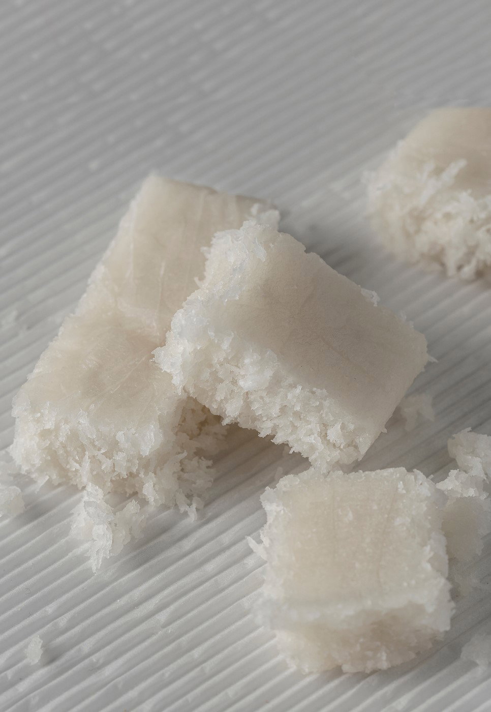 Turrón de coco casero. Receta fácil y deliciosa para Navidad