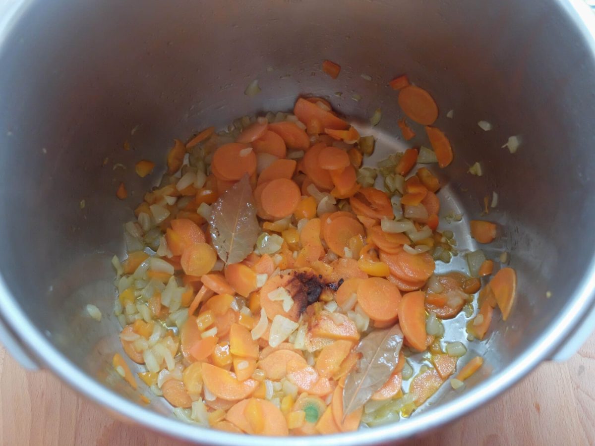 cazuela de garbanzos con chorizo paso 5