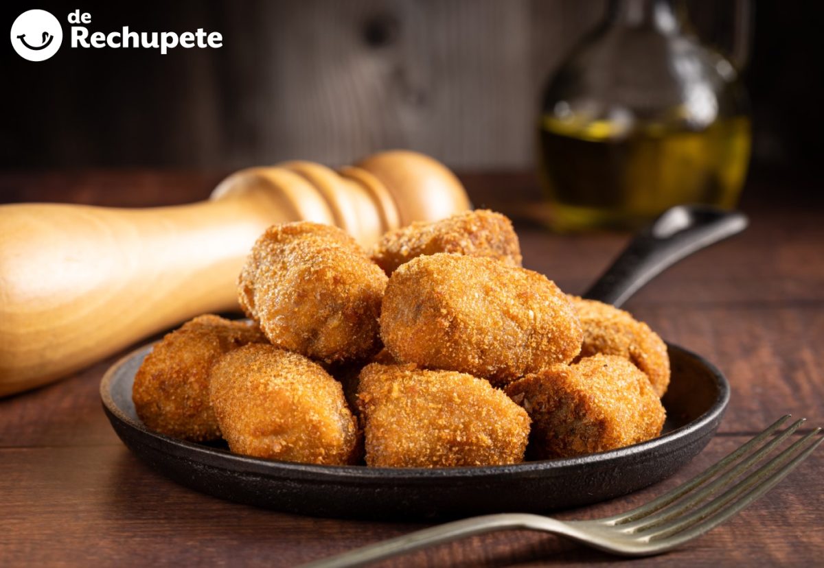 Croquetas de jamón con queso fundido y puré de patatas en freidora de aire
