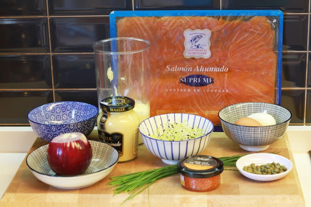 salmón ahumado salsa tártara paso 1
