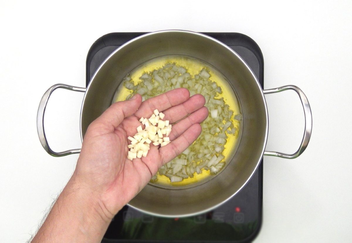Sopa de rape. Receta casera, fácil y deliciosa