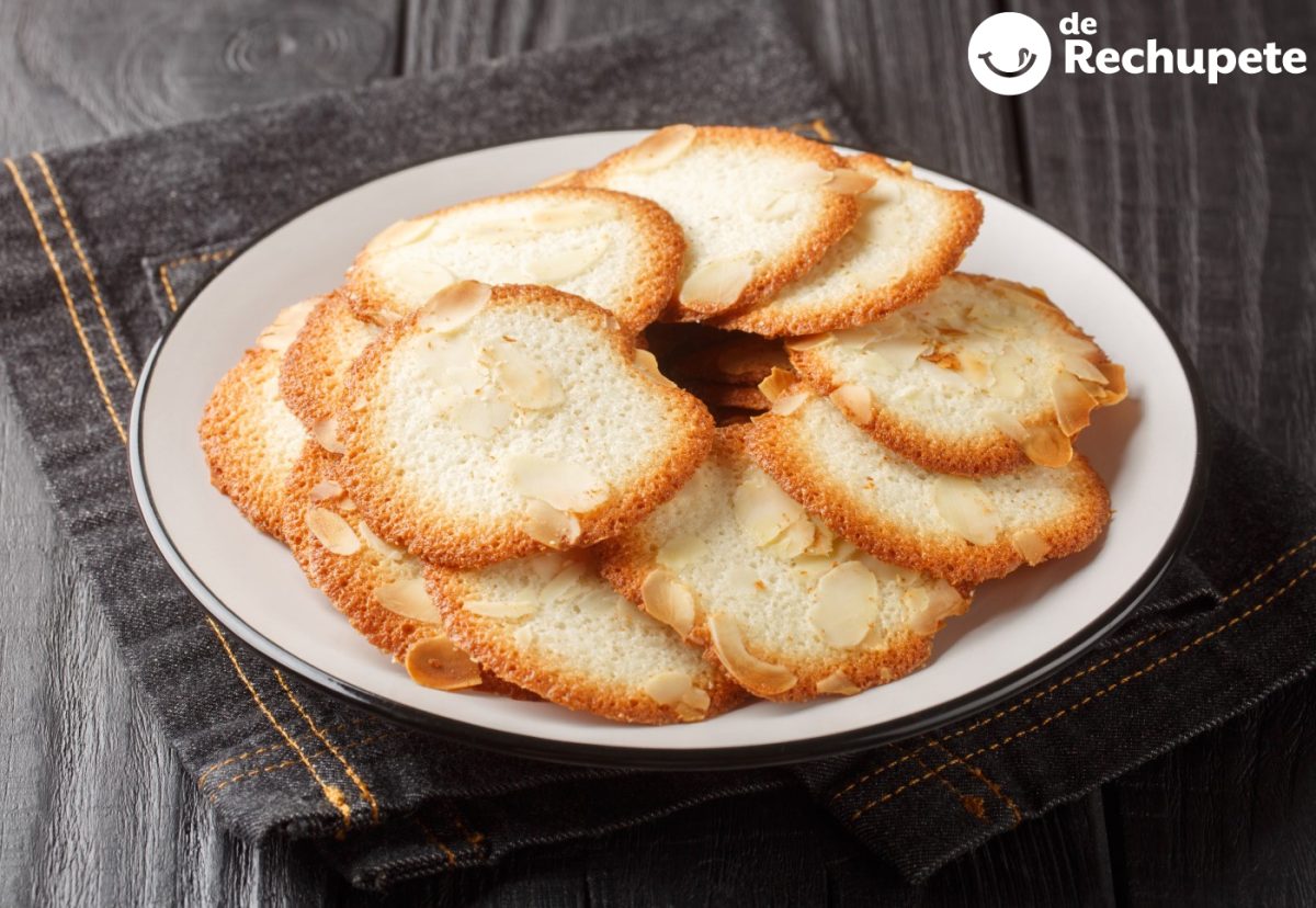 Tejas de almendras. Un clásico en la repostería
