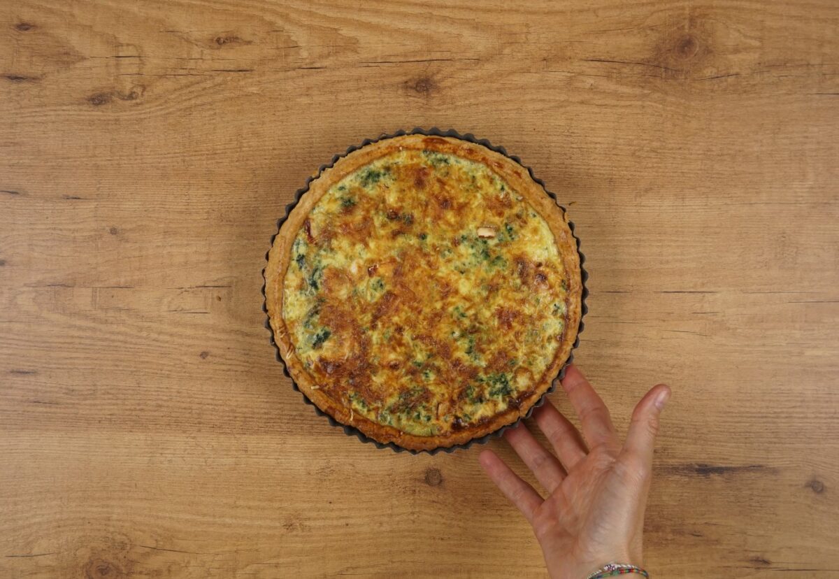 Quiche de espinacas y queso de cabra con masa quebrada casera