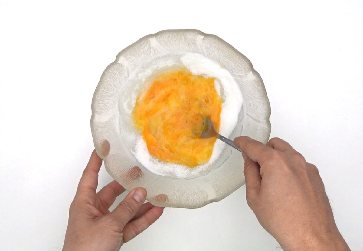 Bizcocho de crema pastelera de forma tradicional