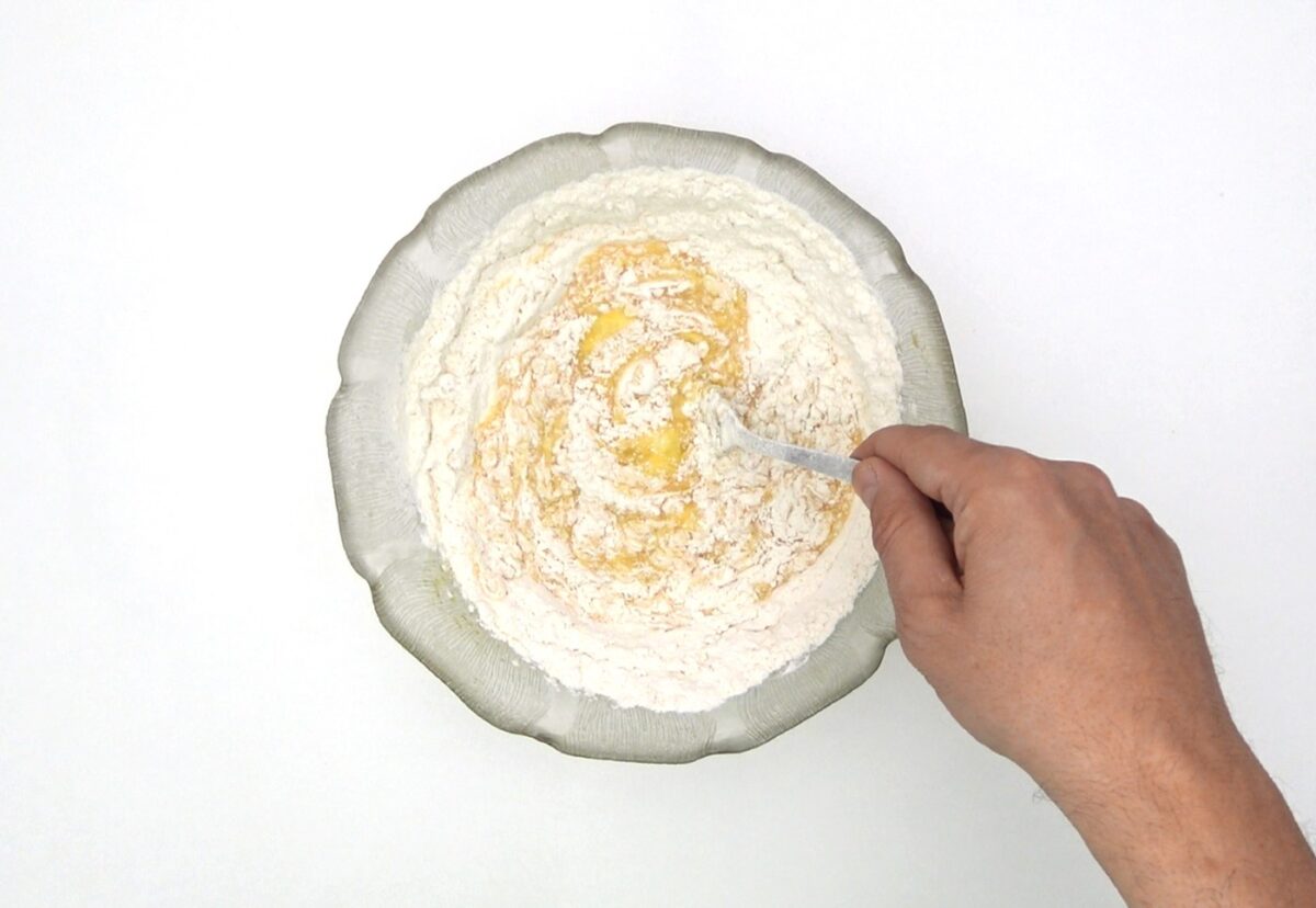 Bizcocho de crema pastelera de forma tradicional