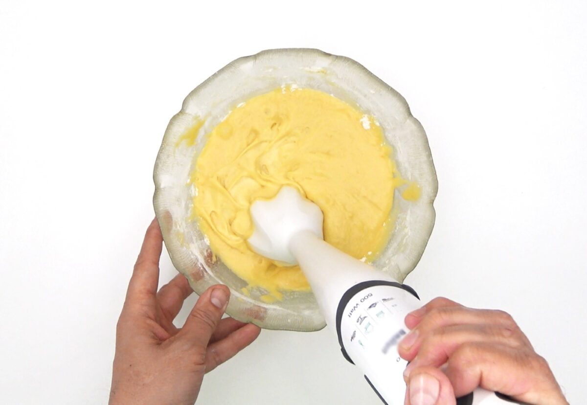 Bizcocho de crema pastelera de forma tradicional