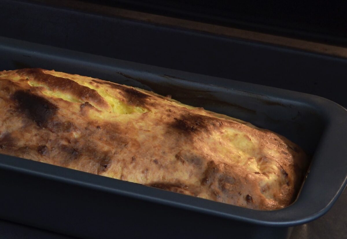 Bizcocho de crema pastelera de forma tradicional