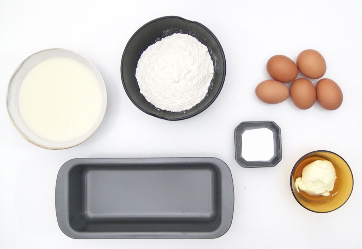 Bizcocho de leche condensada. Tradicional y con Thermomix