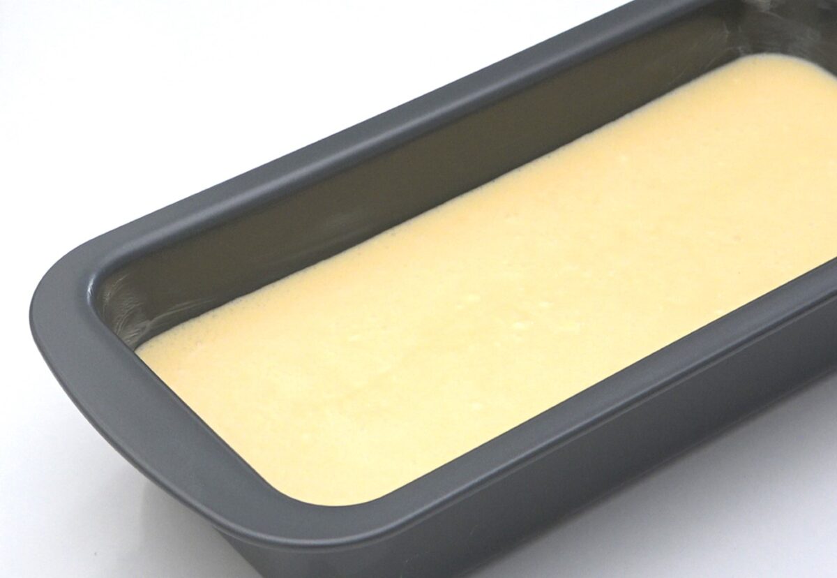 Bizcocho de leche condensada. Tradicional y con Thermomix