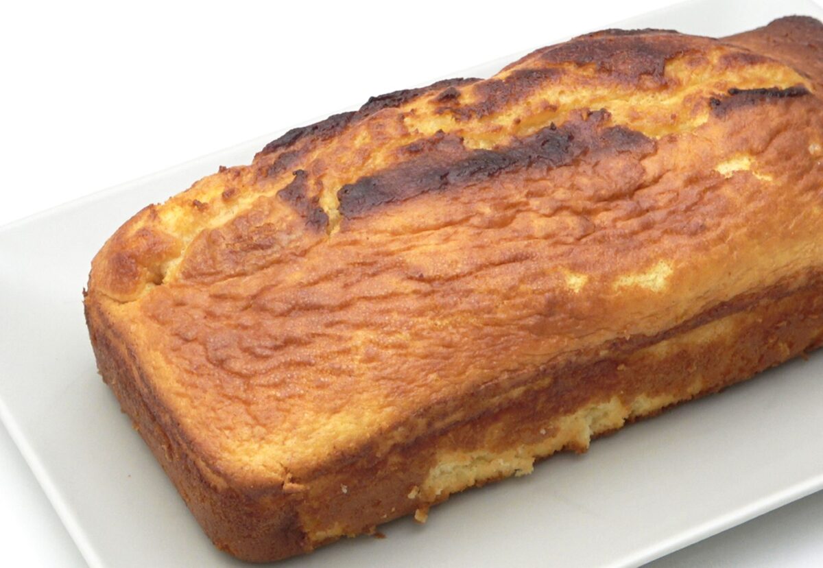 Bizcocho de leche condensada. Tradicional y con Thermomix