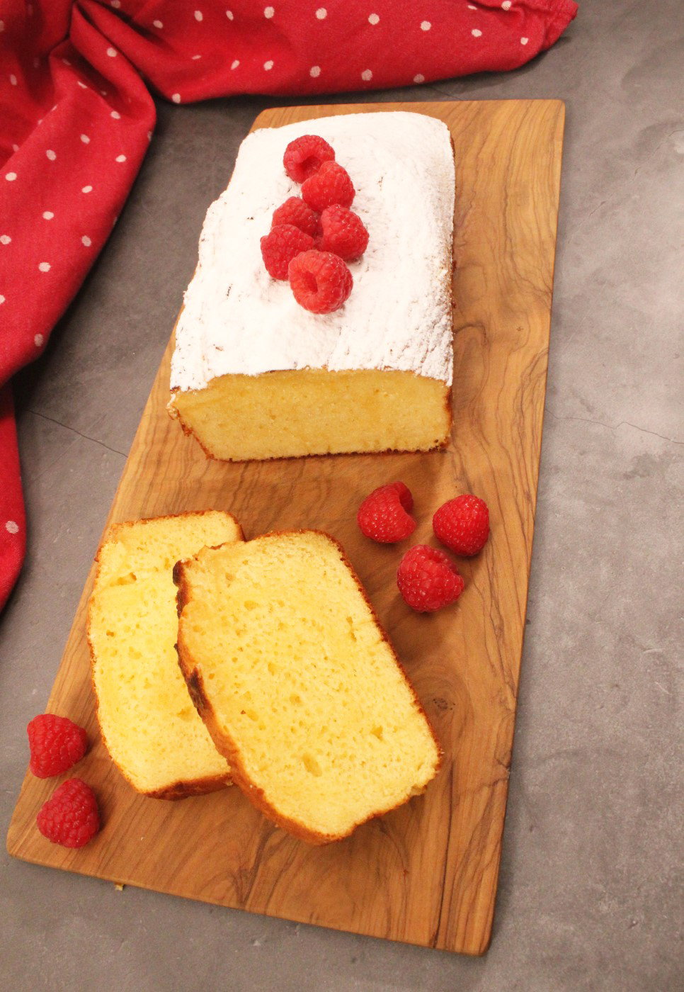 Bizcocho de leche condensada. Tradicional y con Thermomix