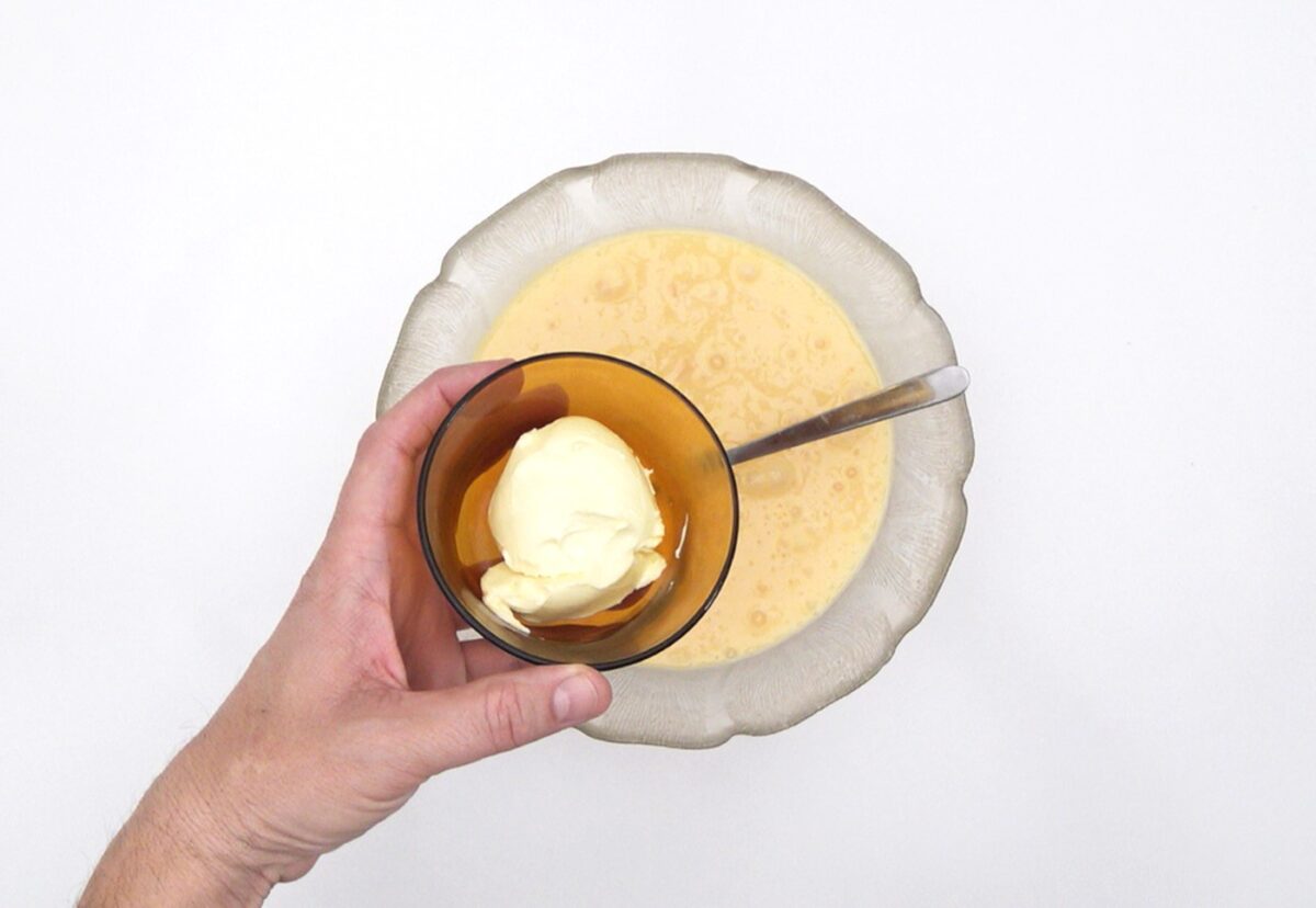 Bizcocho de leche condensada. Tradicional y con Thermomix