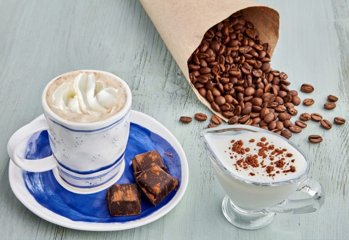 Cómo hacer un café vienés. historia, origen y preparación