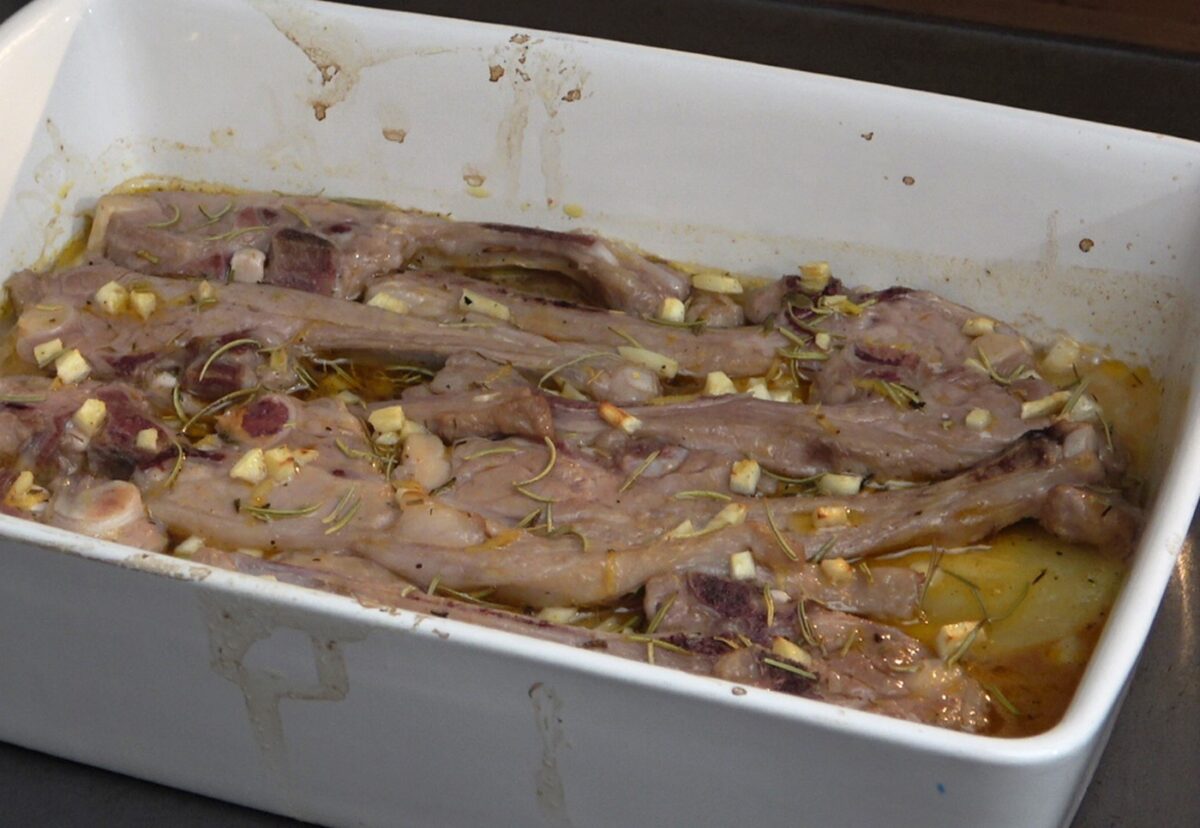 Chuletas de cordero al horno. Un plato ideal para cualquier ocasión
