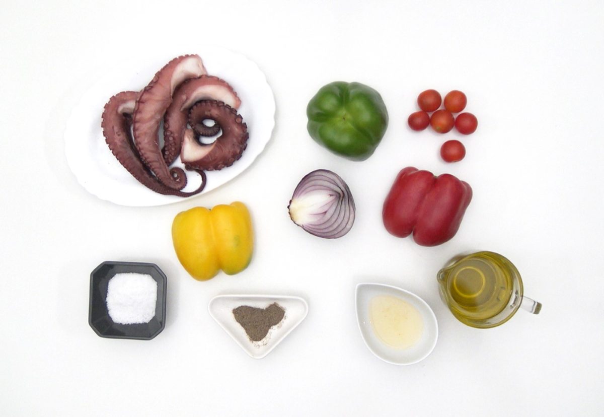 Ensalada de pulpo con verduras. Una receta saludable y sencilla