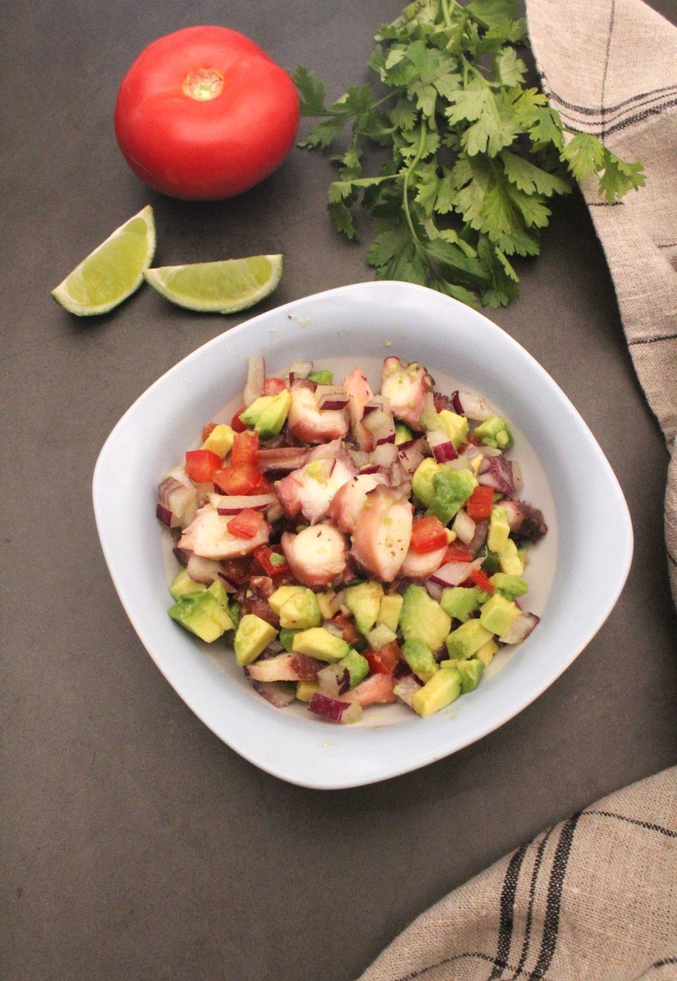 Ensalada de pulpo y aguacate paso a paso
