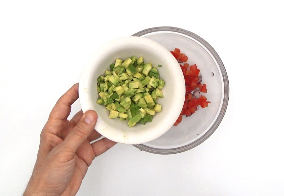 Ensalada de pulpo y aguacate paso a paso